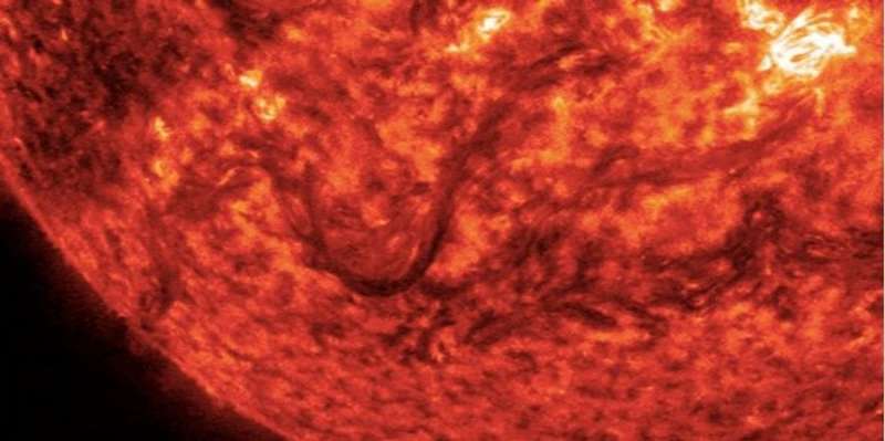 Дійде до&nbsp;Землі. На&nbsp;Сонці утворився величезний вогняний каньйон, внаслідок вибуху&nbsp;&mdash; неймовірне відео