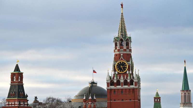 Россия внимательно отслеживает ситуацию в Сирии, заявили в Кремле