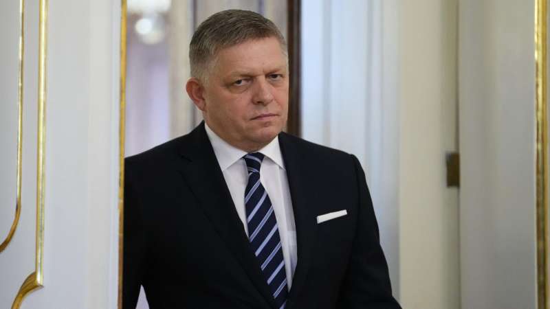 Запад не смог ослабить Россию, заявил словацкий премьер